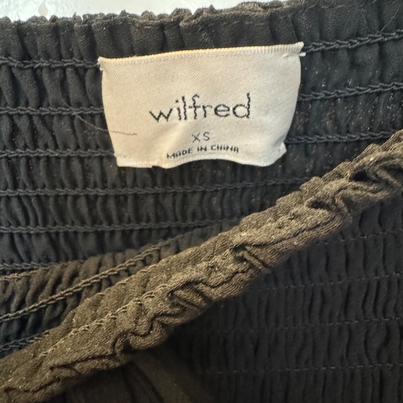 Aritzia Black Blouse - Picture 2 of 2